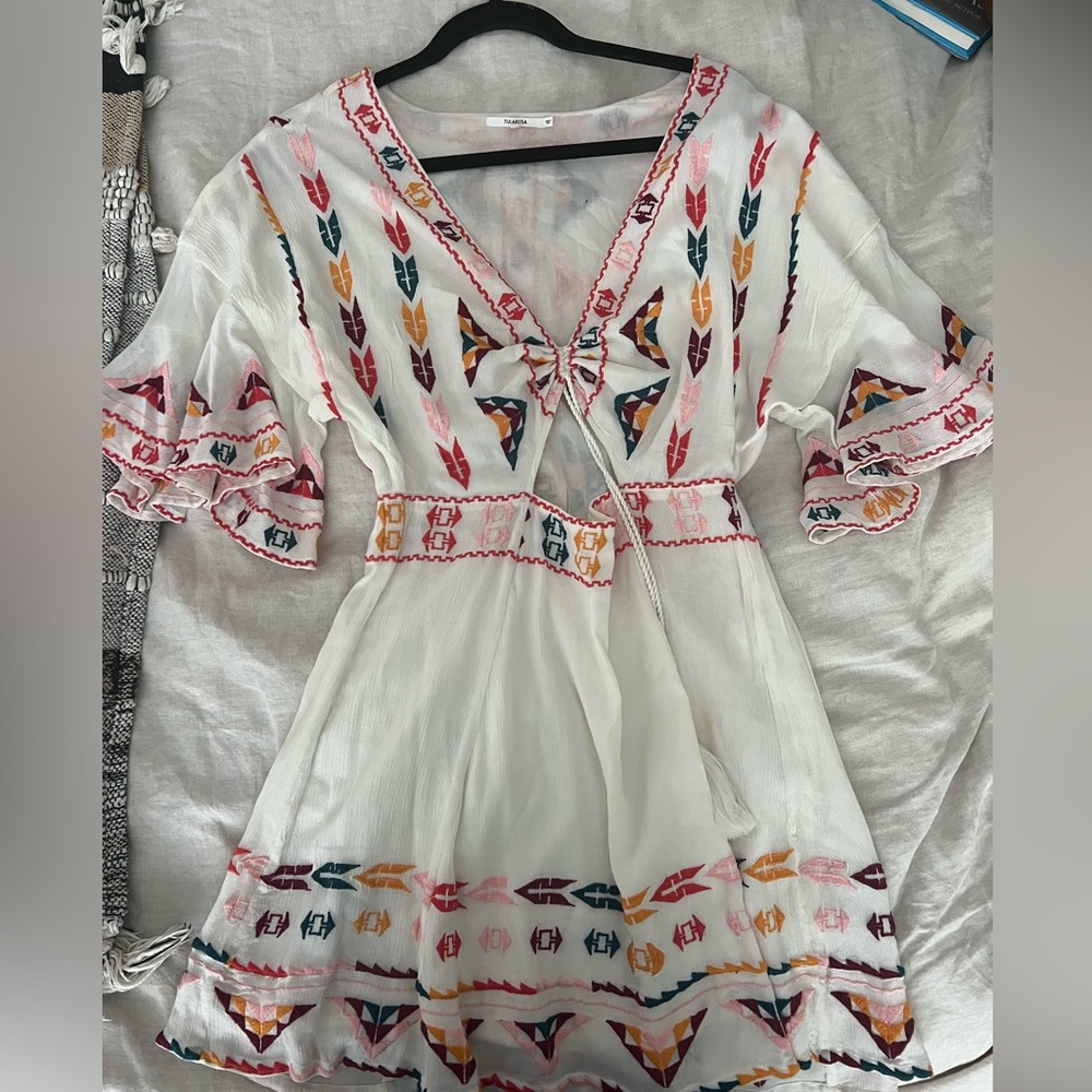 Tularosa Dress, size medium. Super cute for beach trip!